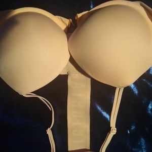 Victoria secret bra sz 38C